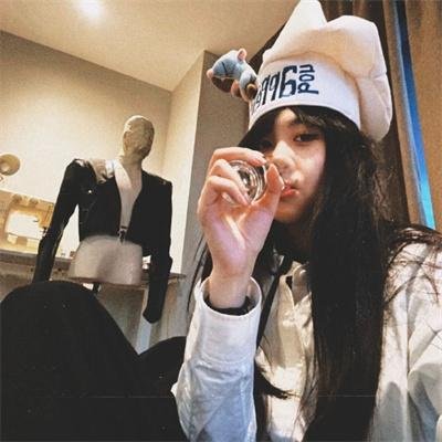 小心间谍